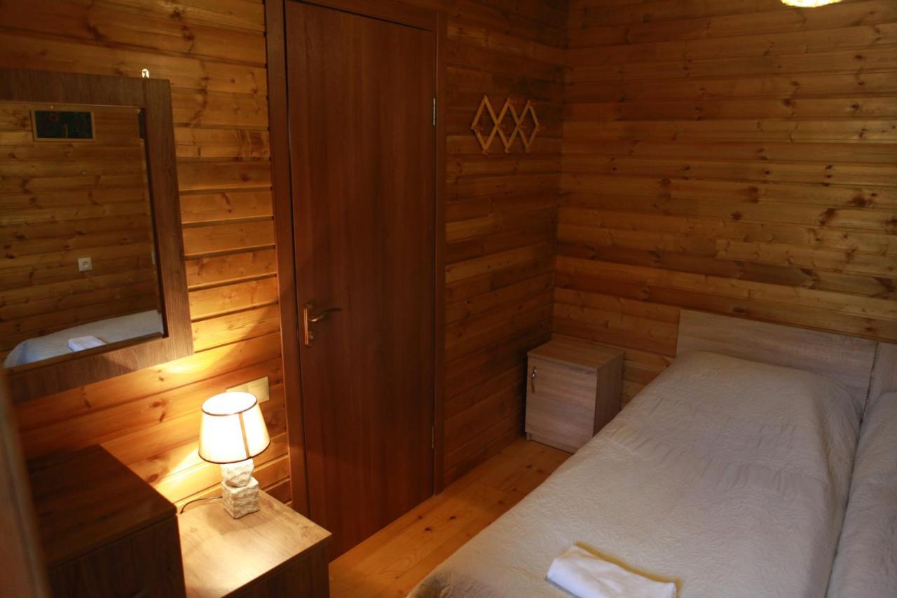 Cottage Woodside Mestia Bagian luar foto