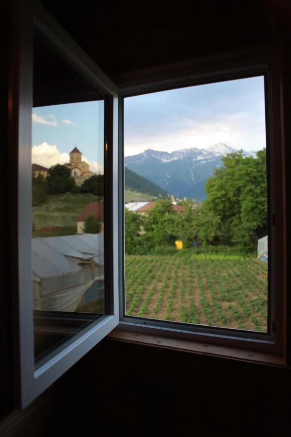 Cottage Woodside Mestia Bagian luar foto